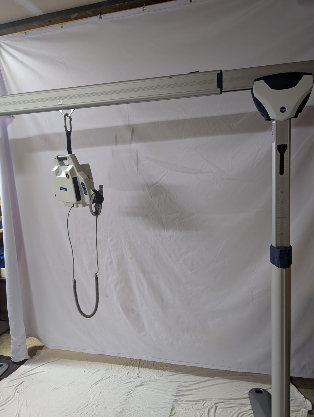 Arjo Two Post Lift with Voyager Lift **USED**