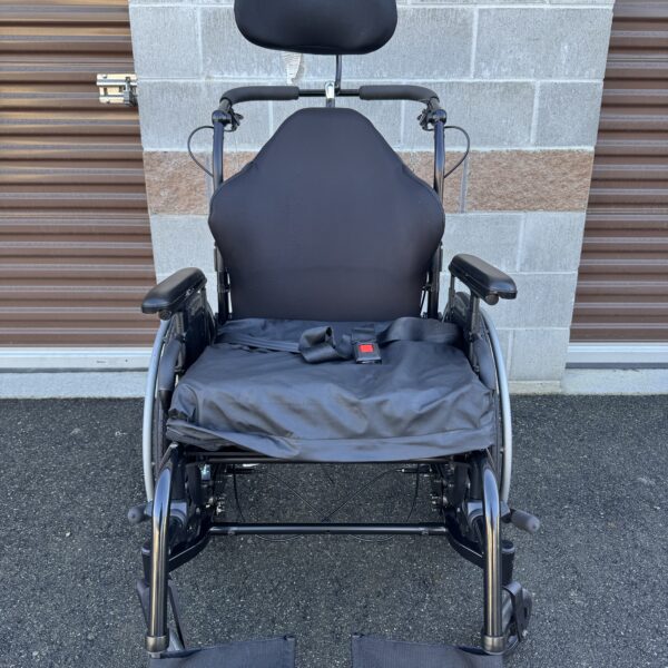 Quickie SR45 with ROHO Cushion 20x18